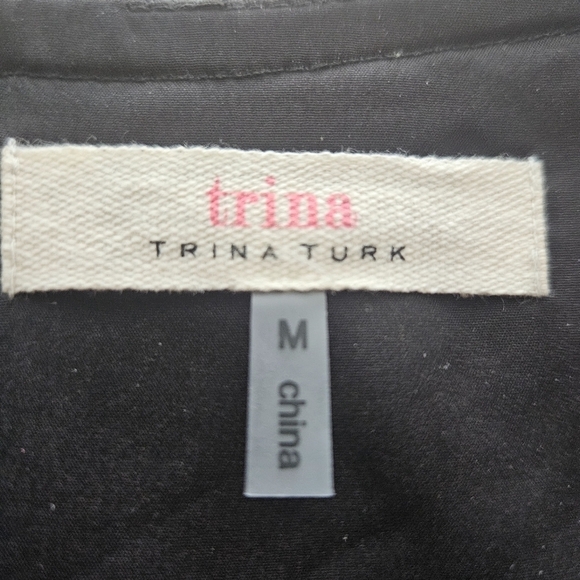 Trina Turk Black Abstract Floral Bell Sleeve Mini Sheath Dress Size Med - Picture 8 of 9